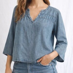 Splendid Chambray Denim Blouse Size L Blue Lightweight Boho Peasant Top